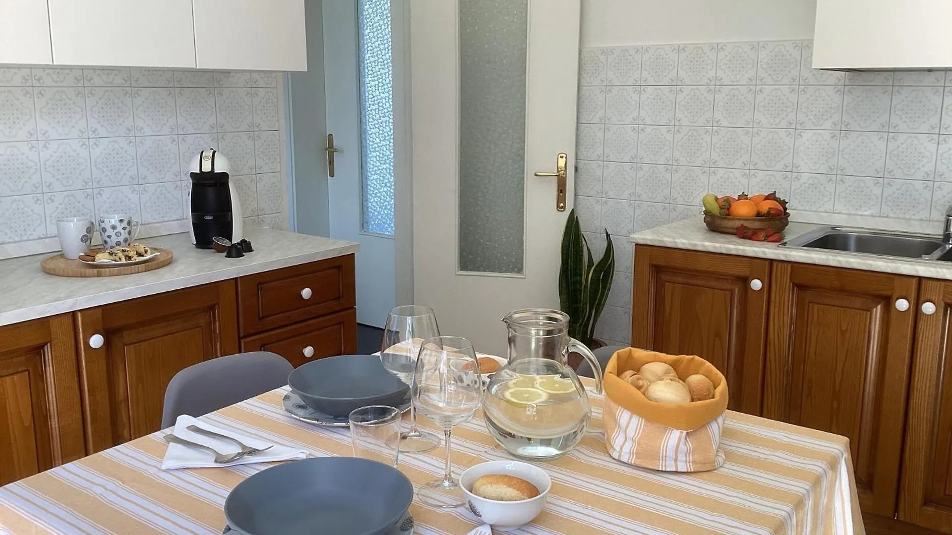 La Casa Gialla Scardovari 0*,